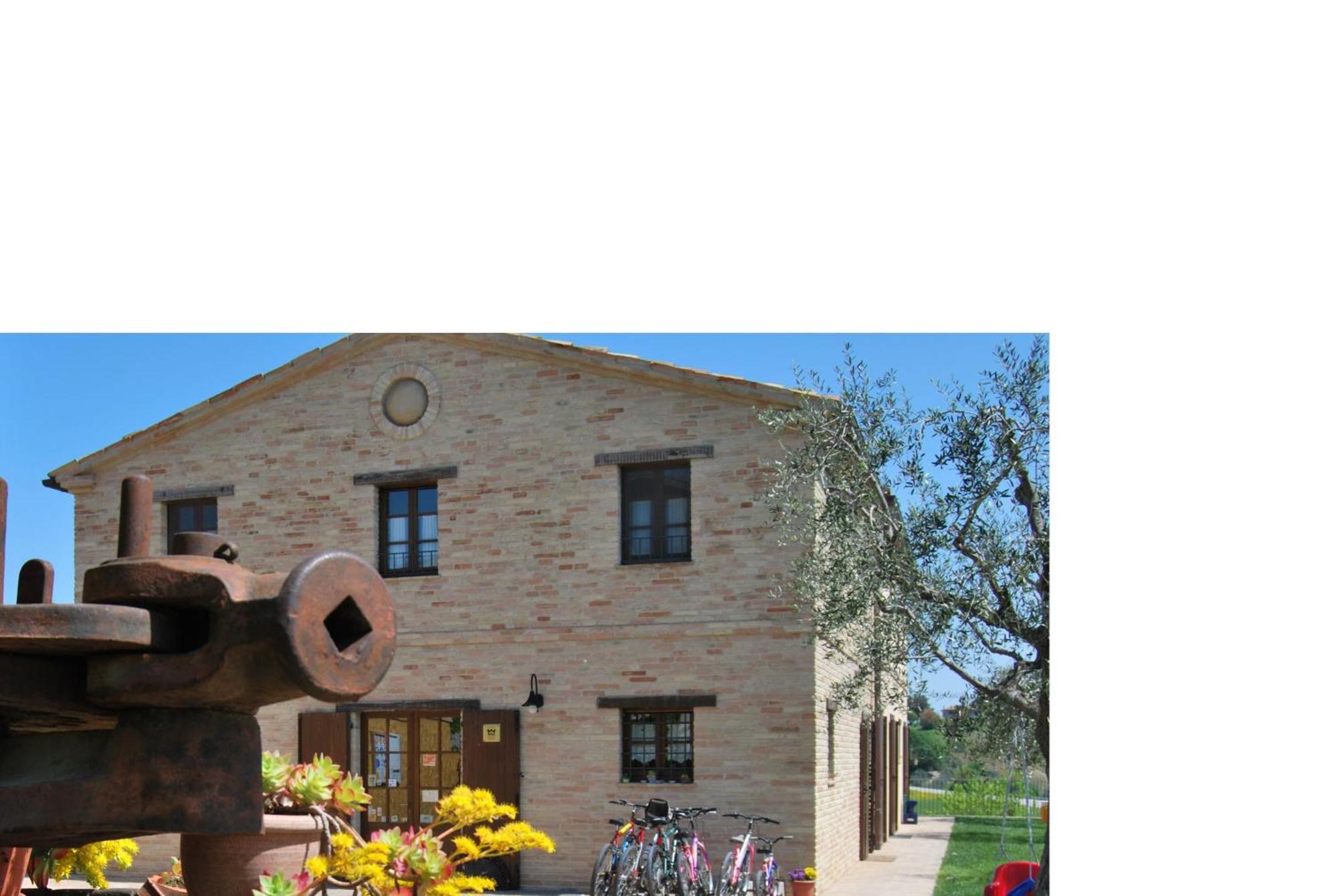 Cadabo Villa Montecarotto Ruang foto